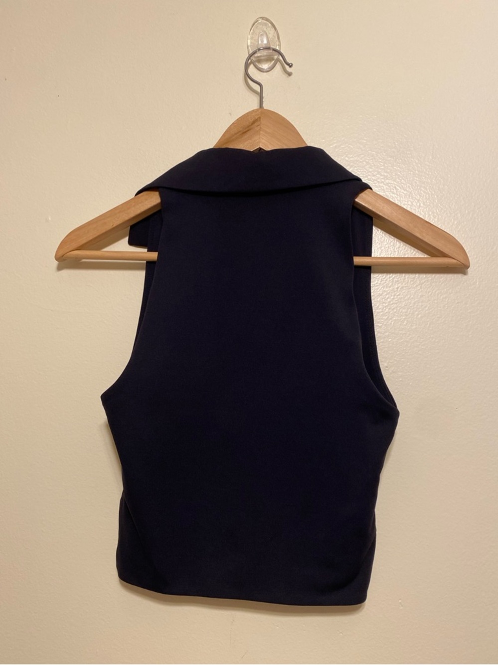 Babaton Black Sleeveless Collared V-Neck Polo Tank. Size XA - Picture 2 of 7